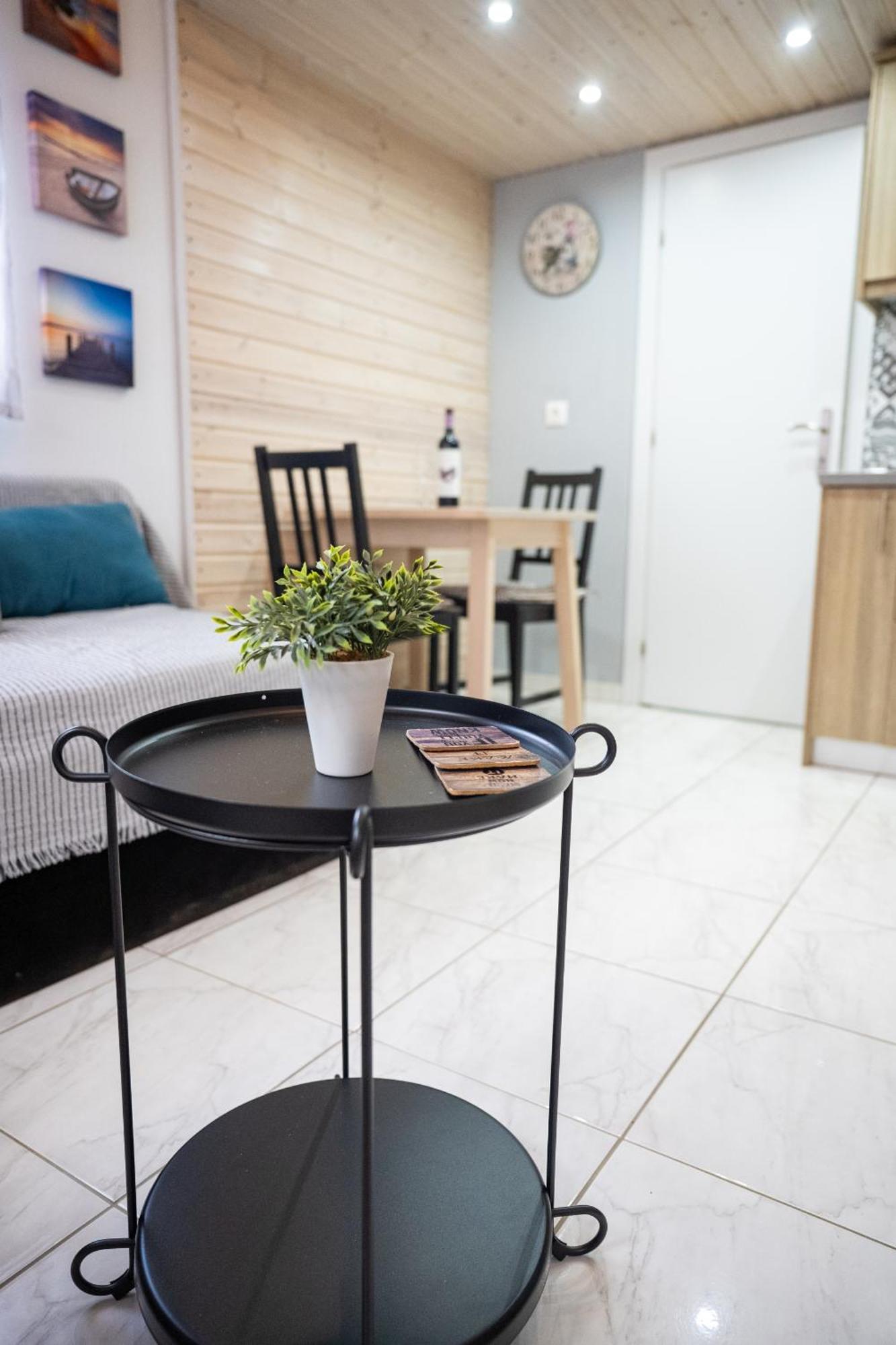 Filippou Luxury Apartments Флогита Экстерьер фото